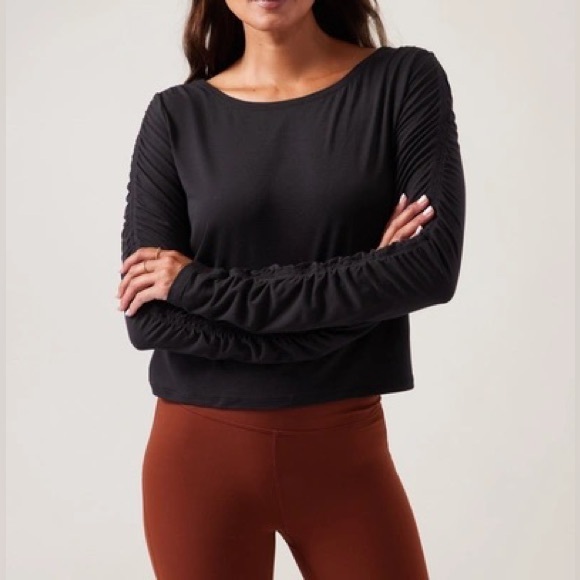 Athleta All Around Ruched Long Sleeve Top Slightly Cropped Black - Picture 2 of 4